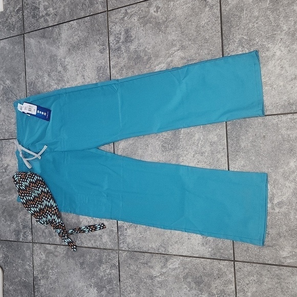 LANDAU Teal Scrub Pants Size XS/S  with Scrub Cap NWT - Picture 1 of 8